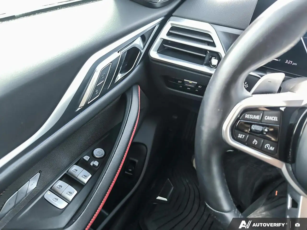 BMW 4 Series снимка BMW 4 Series