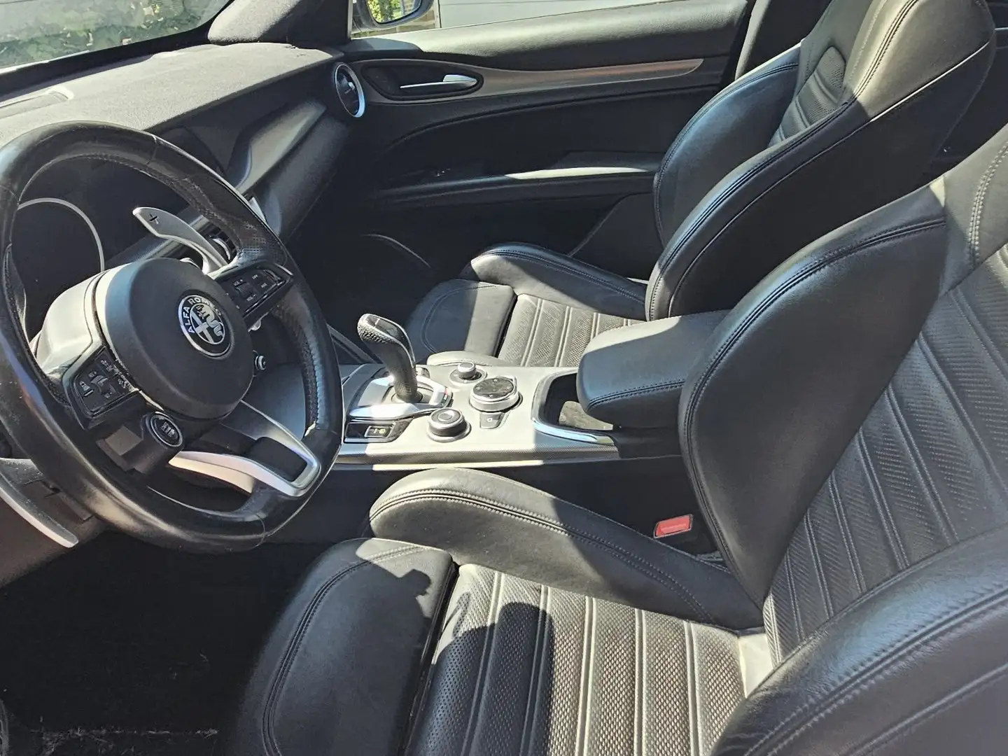 Alfa Romeo Stelvio 2.2 MJD AWD Veloce - 2