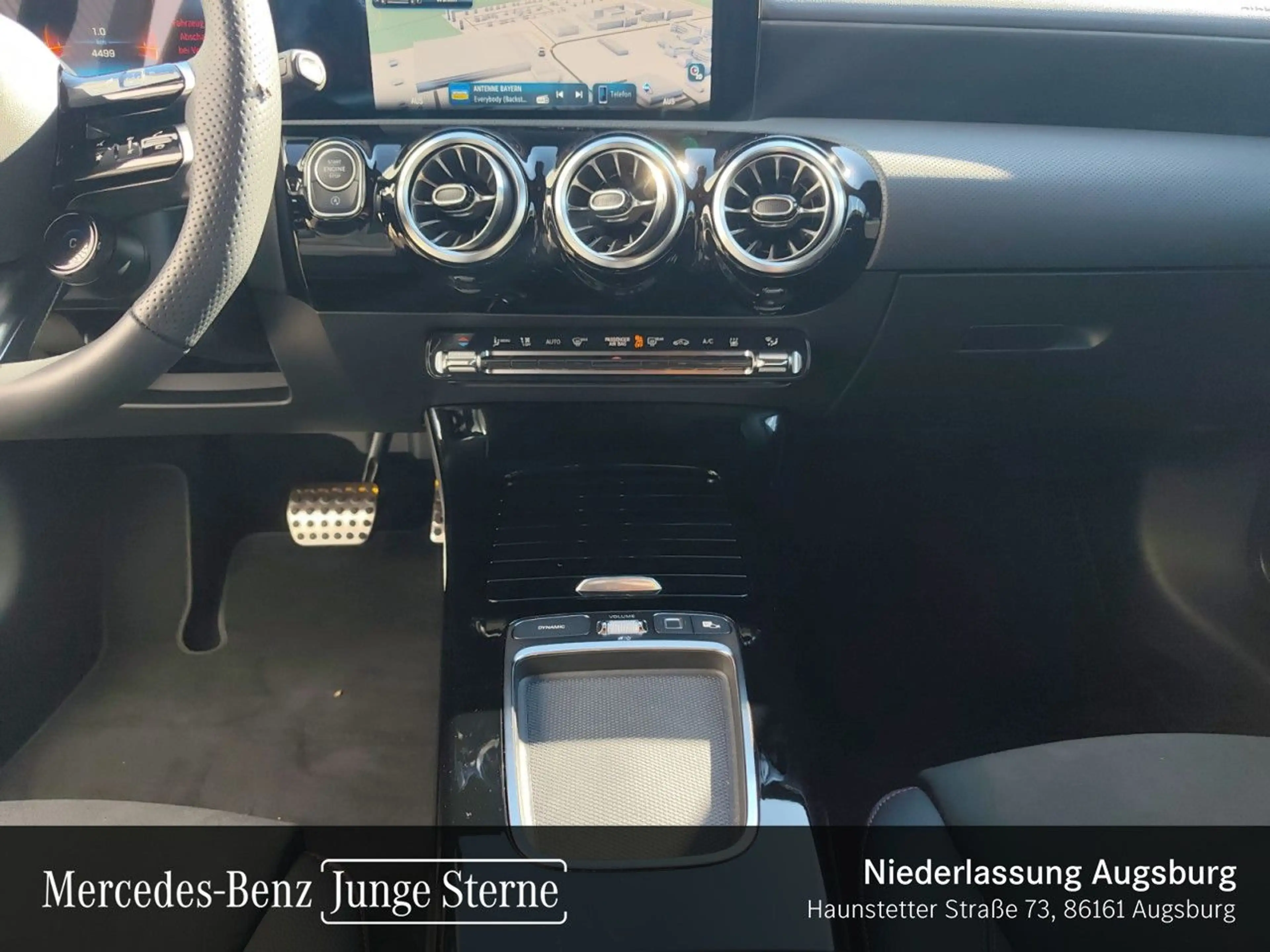 Mercedes-Benz A 35 AMG A 35 4M AMG+360°+MULTIBEAM+STHZG+TOTW+KEYLESS+8G — photo 15