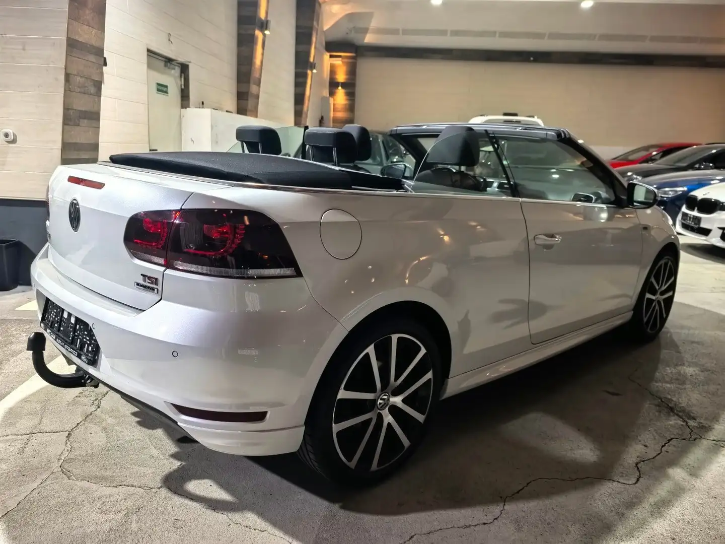 Volkswagen Golf VI Cabriolet Lounge BMT Bi-Xenon Weiß - 2