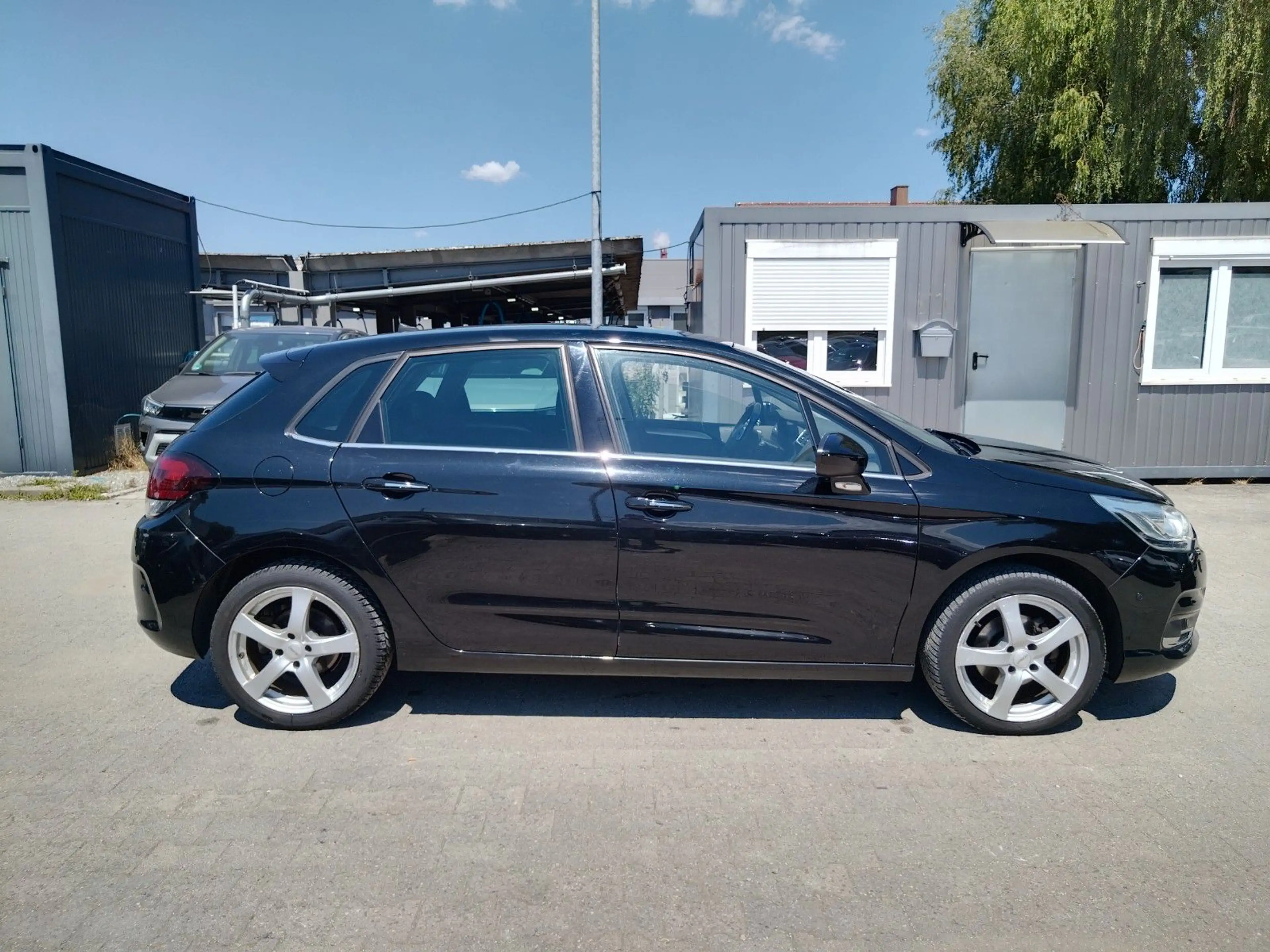 Citroen C4 Lim. Shine+AUTOMATIK+T.LEDER+NAVI+SHZ+XENON — photo 7