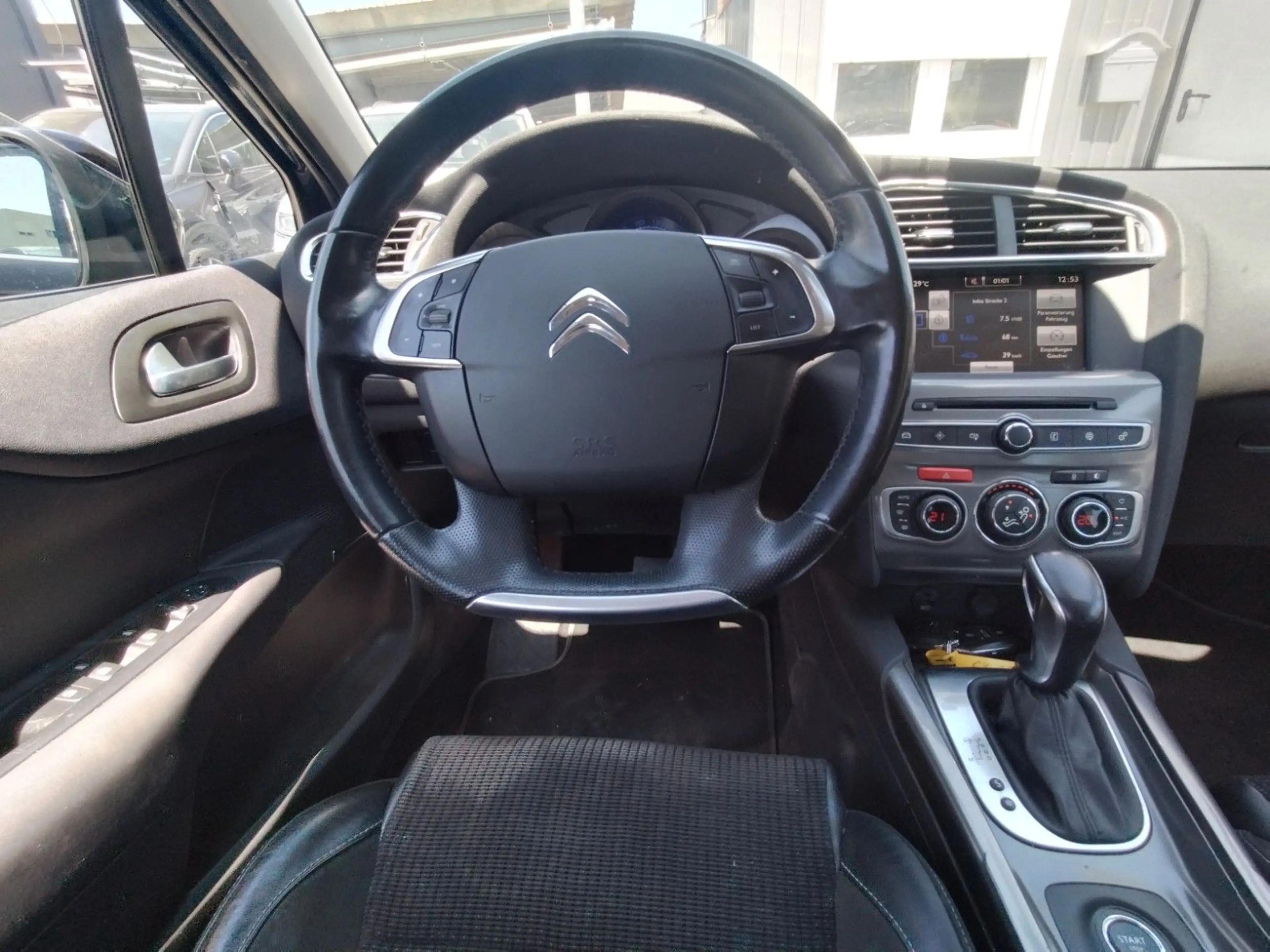 Citroen C4 Lim. Shine+AUTOMATIK+T.LEDER+NAVI+SHZ+XENON — photo 13