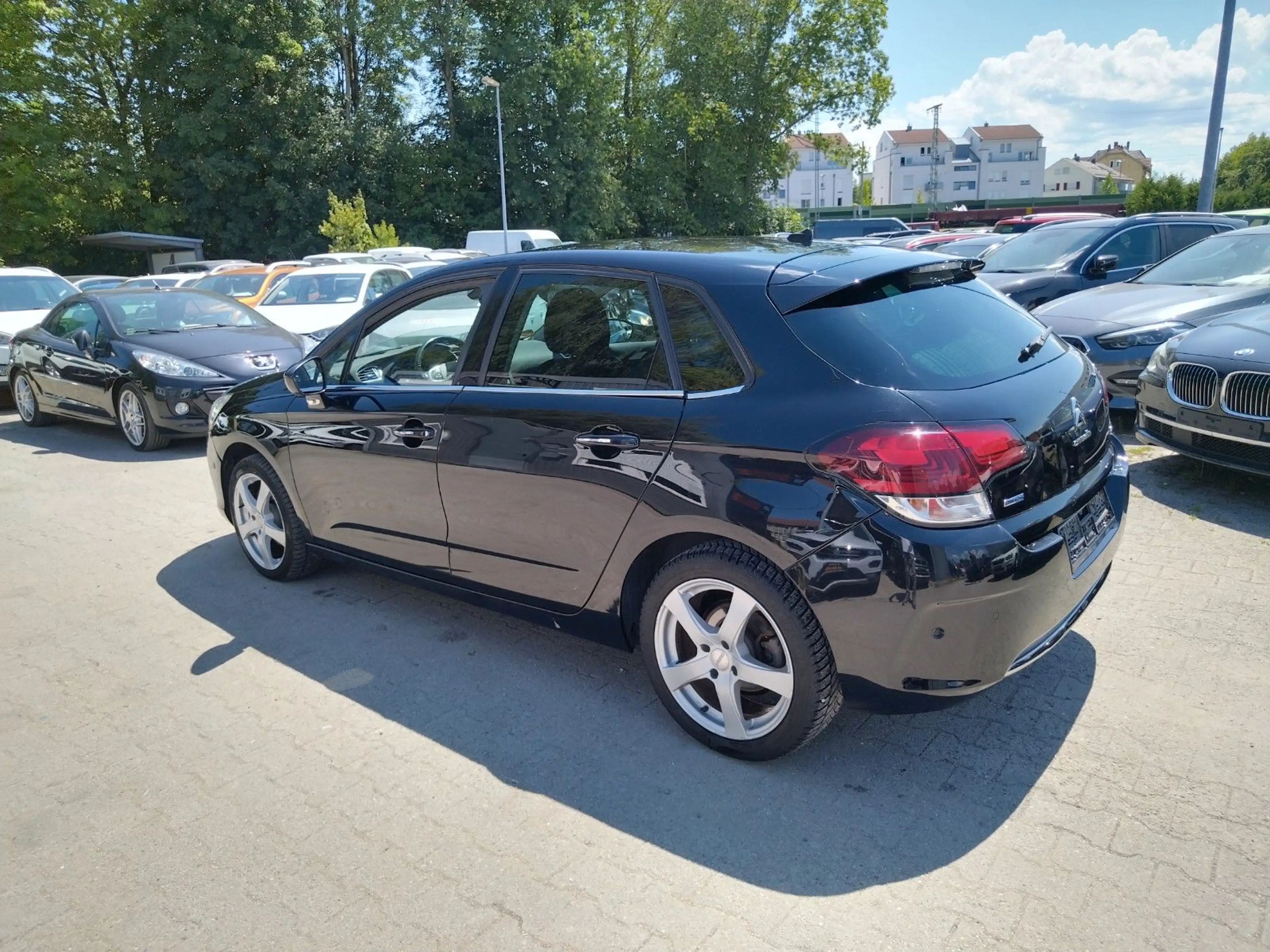 Citroen C4 Lim. Shine+AUTOMATIK+T.LEDER+NAVI+SHZ+XENON — photo 4