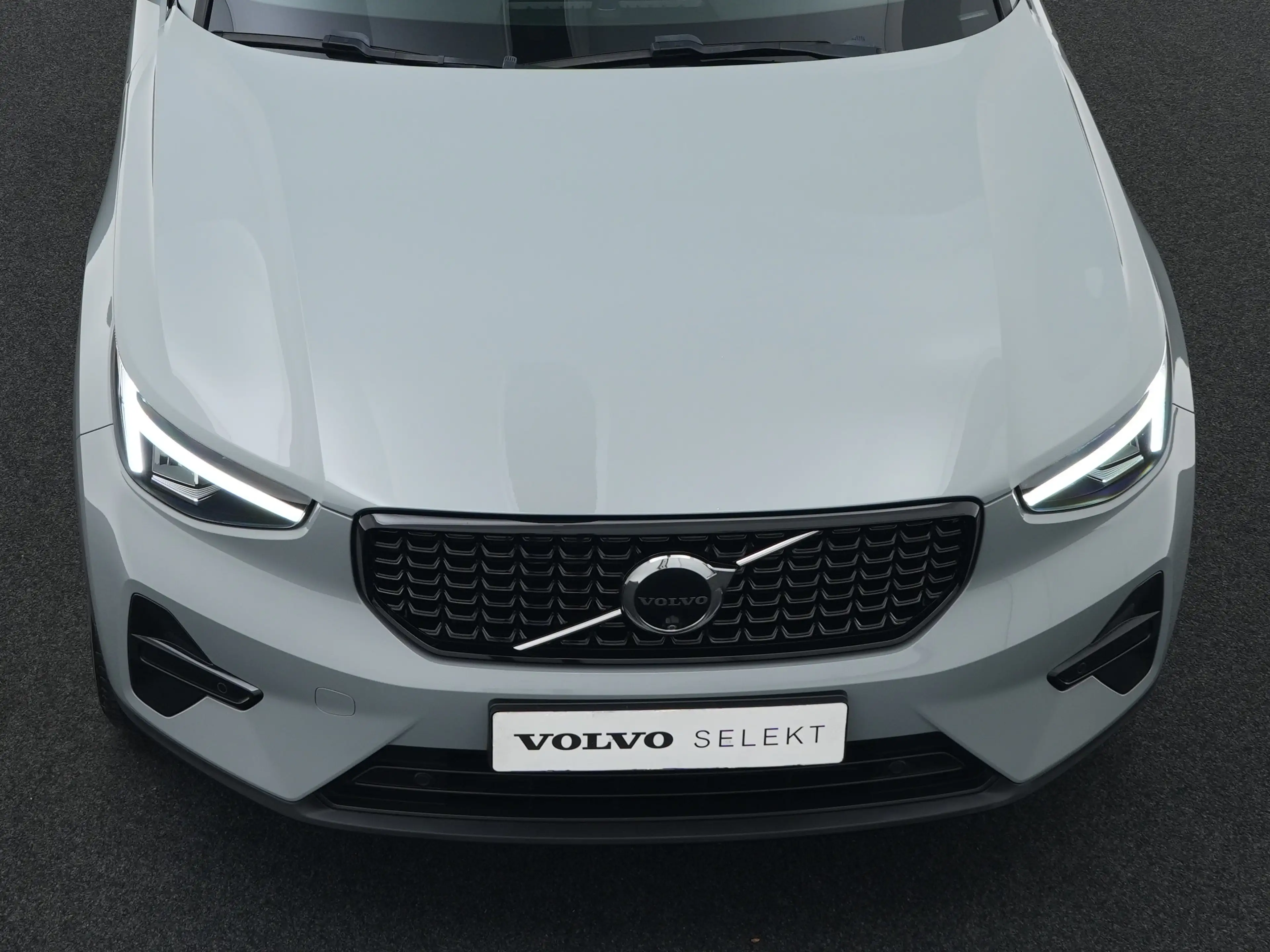 Volvo XC40 T4 Recharge Plus Dark | 360° Camera | Harman/Kardo — photo 46