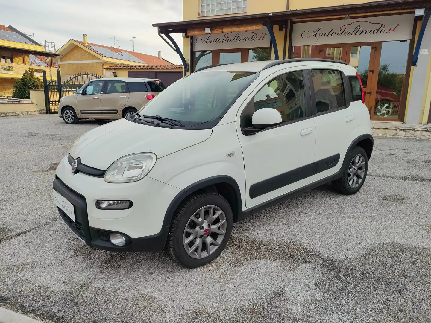 Fiat Panda Panda III 2012 4x4 1.3 mjt 16v Trekking Wit - 2