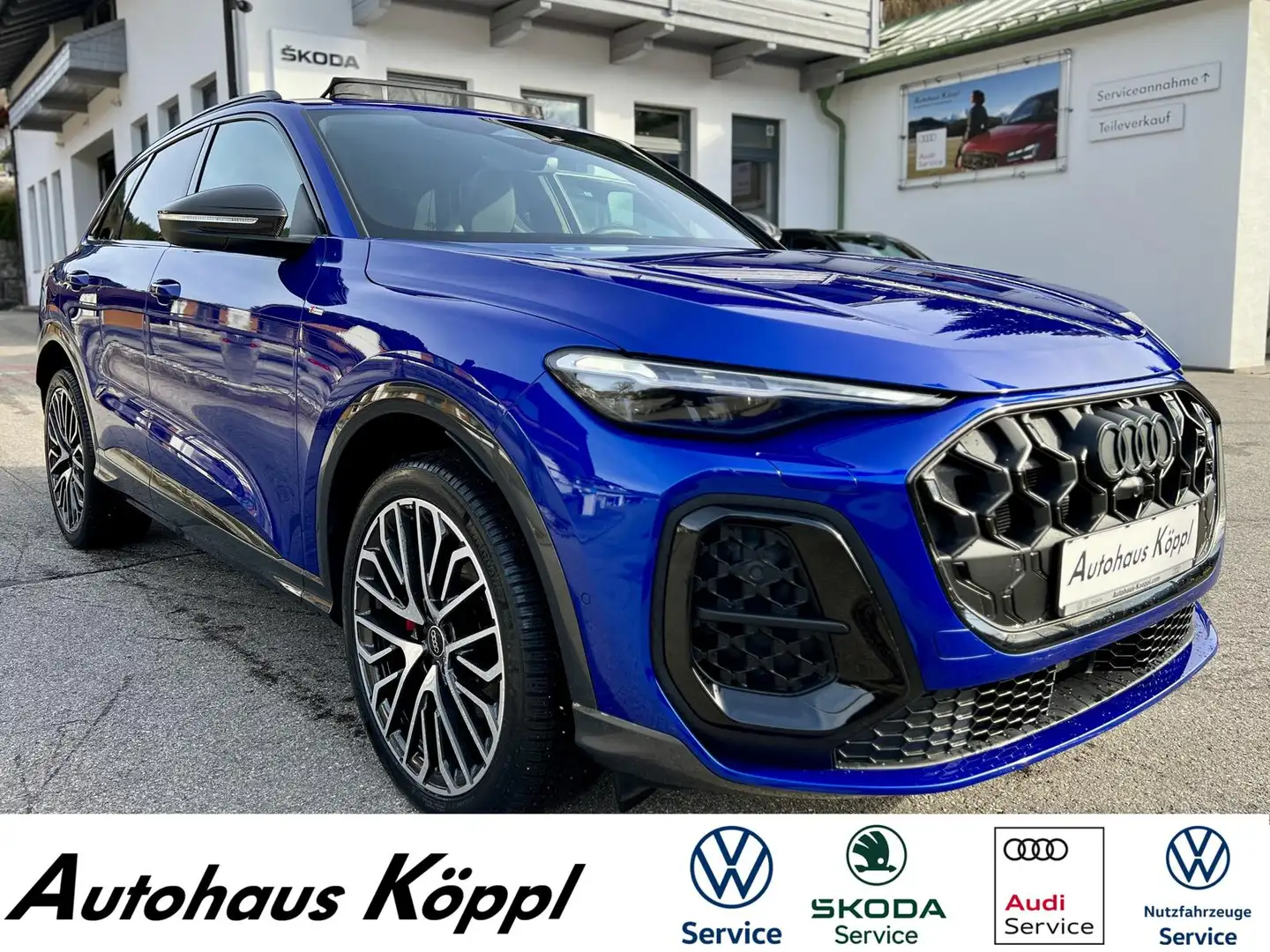 Audi Q5 2.0 TFSI S tronic quattro S line Pano AHK 21" Blau - 1