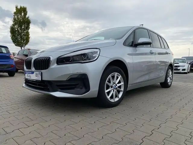 BMW 216 Advantage/NAVI
