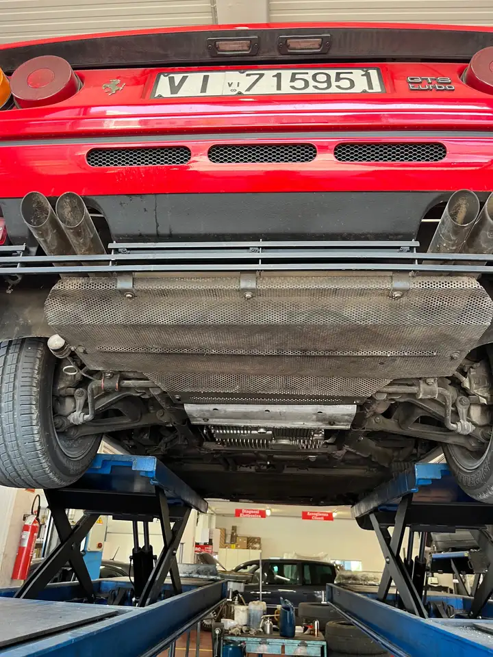 Ferrari 208 2.0 turbo GTS 254cv, foto 5