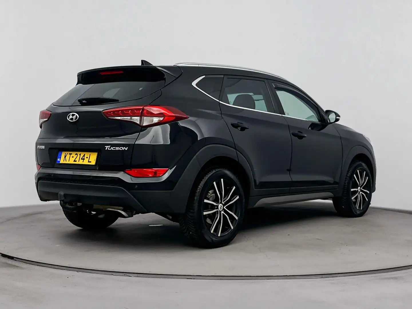 Hyundai TUCSON 1.6 GDi Comfort | Stoelverwarming | Trekhaak | Nav Noir - 2