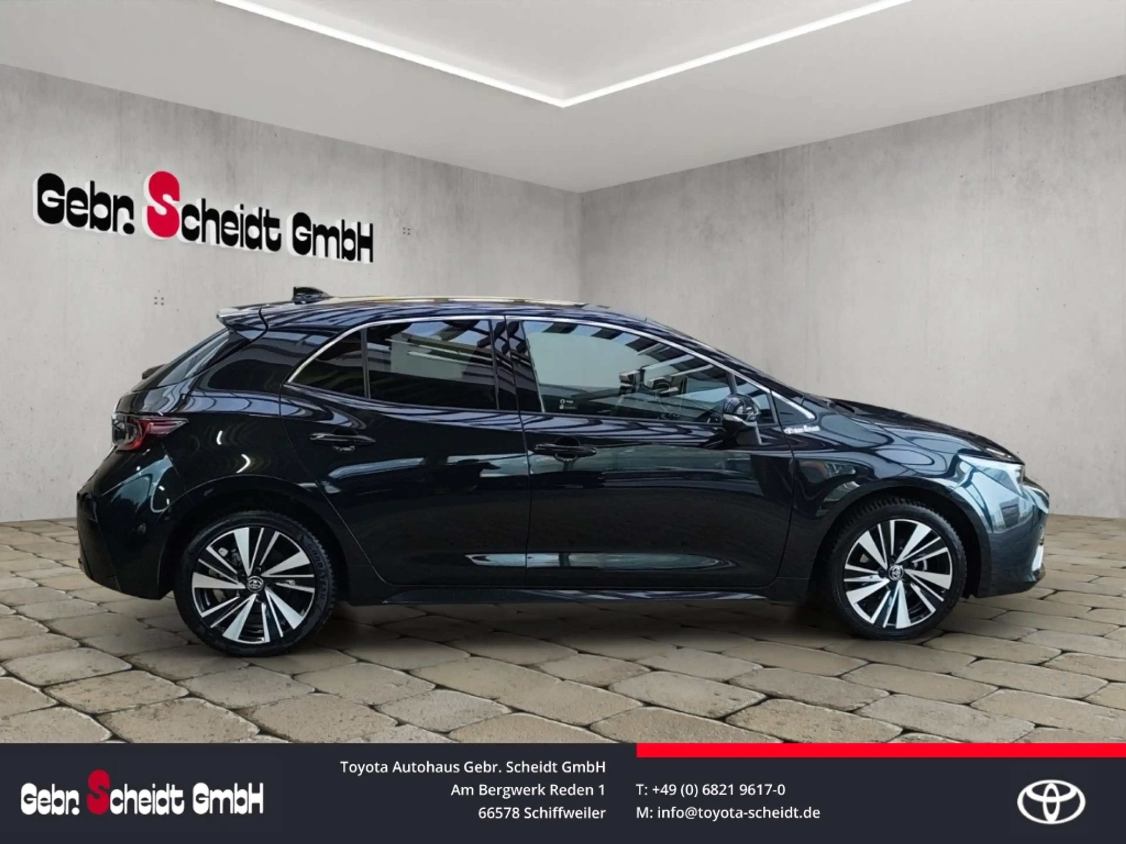 Toyota Corolla Teamplayer Apple CarPlay Android Auto LED-Haupt — photo 5