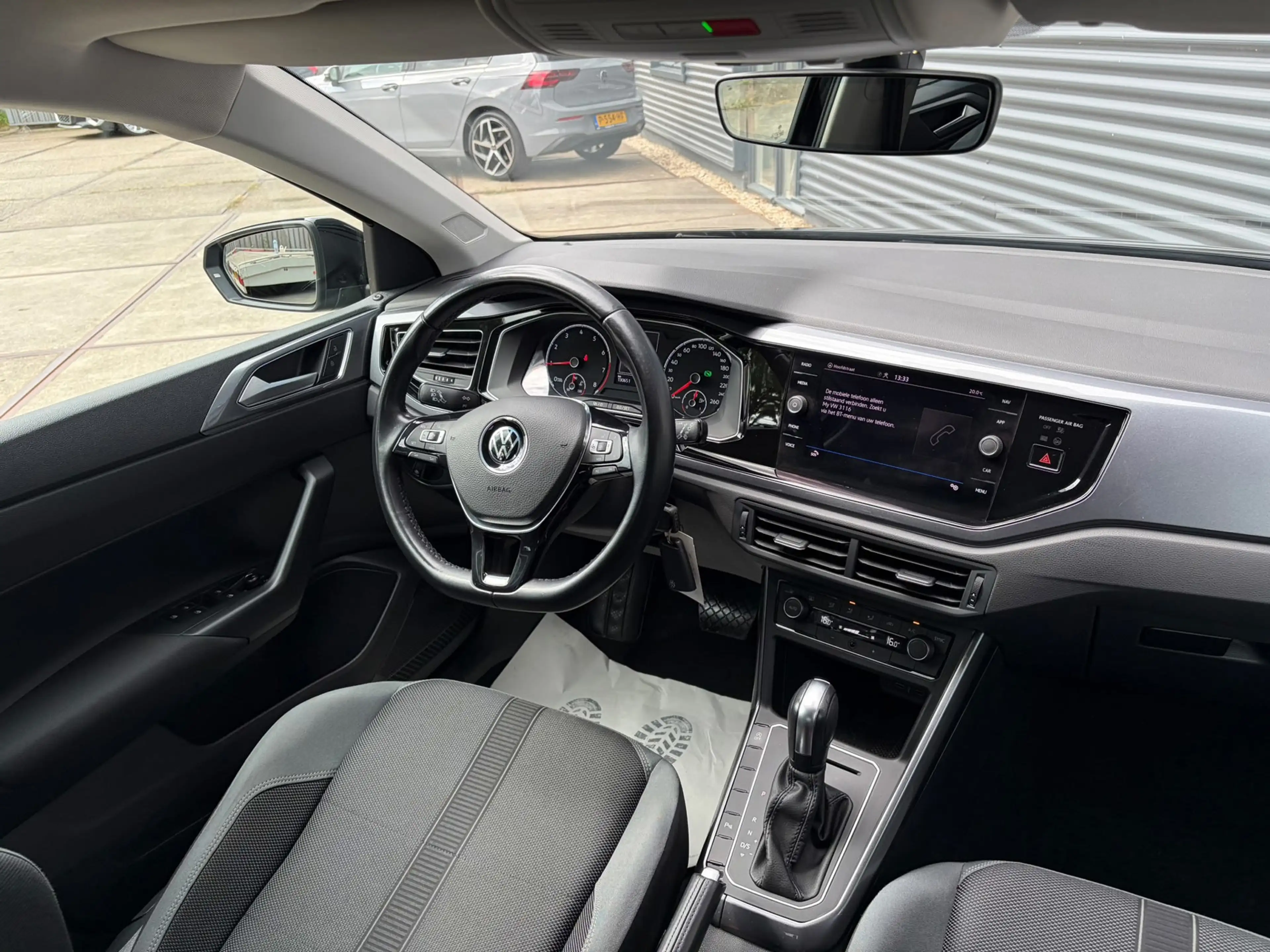 Volkswagen Polo 1.0 TSI Highline AUTOMAAT/ PDC/ CLIMA — photo 8