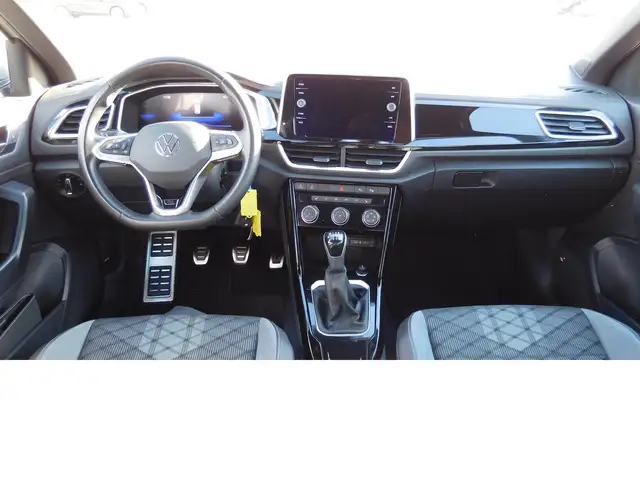 Volkswagen T-Roc view 6