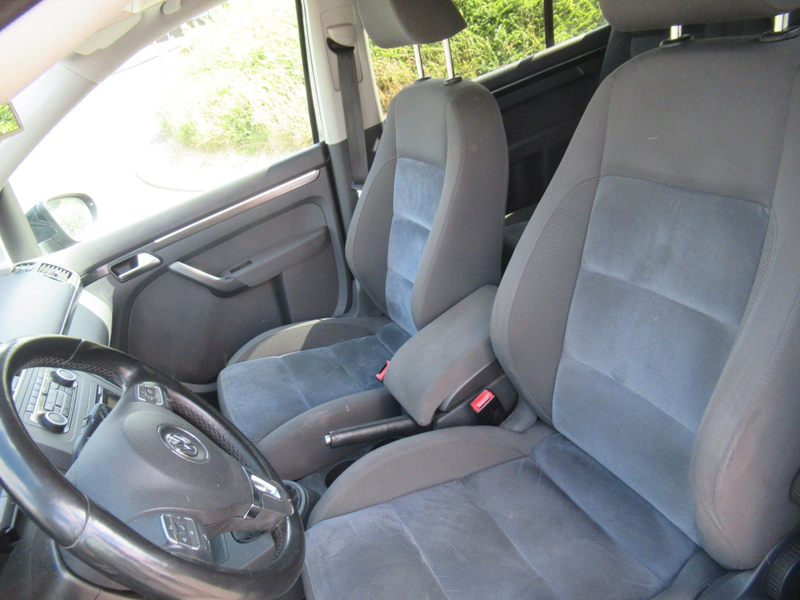 Volkswagen Touran Highline 7-Sitze — photo 10