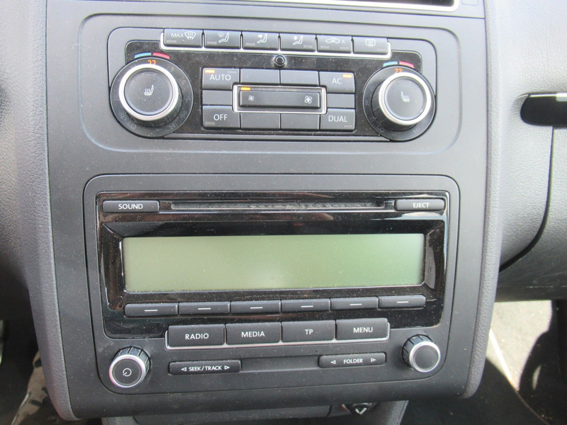 Volkswagen Touran Highline 7-Sitze — photo 14