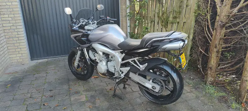 Yamaha FZ 6 - foto 4