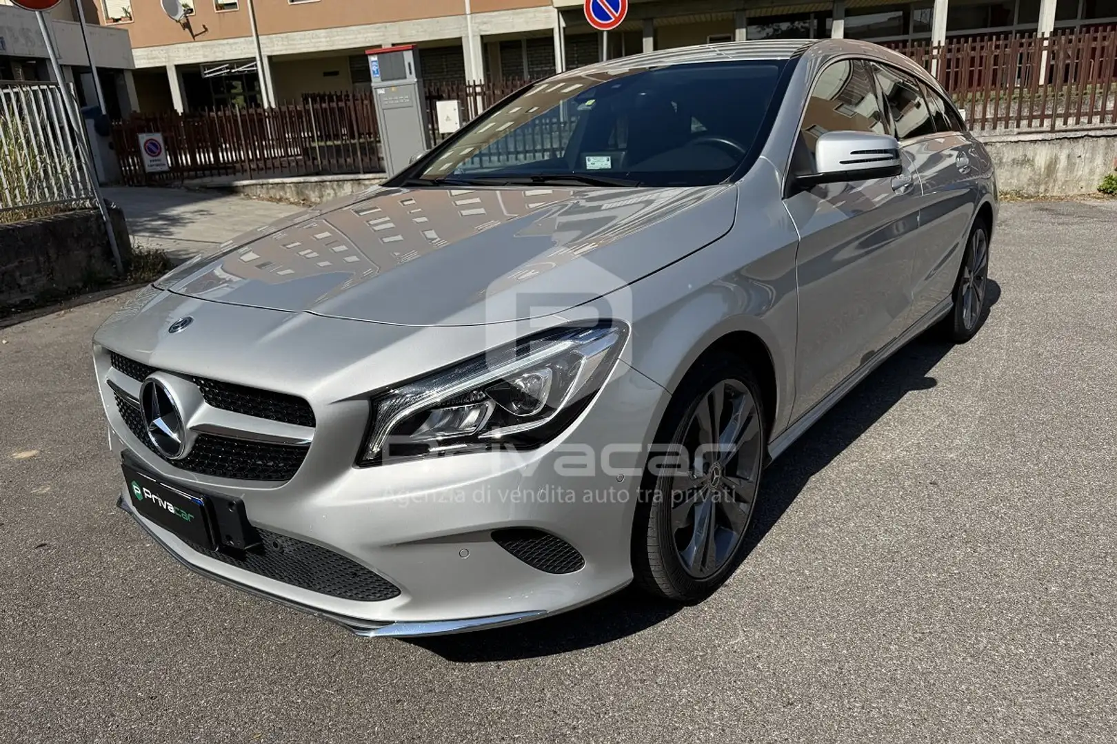Mercedes-Benz CLA 180 CLA 180 S.W. Sport Argento - 1