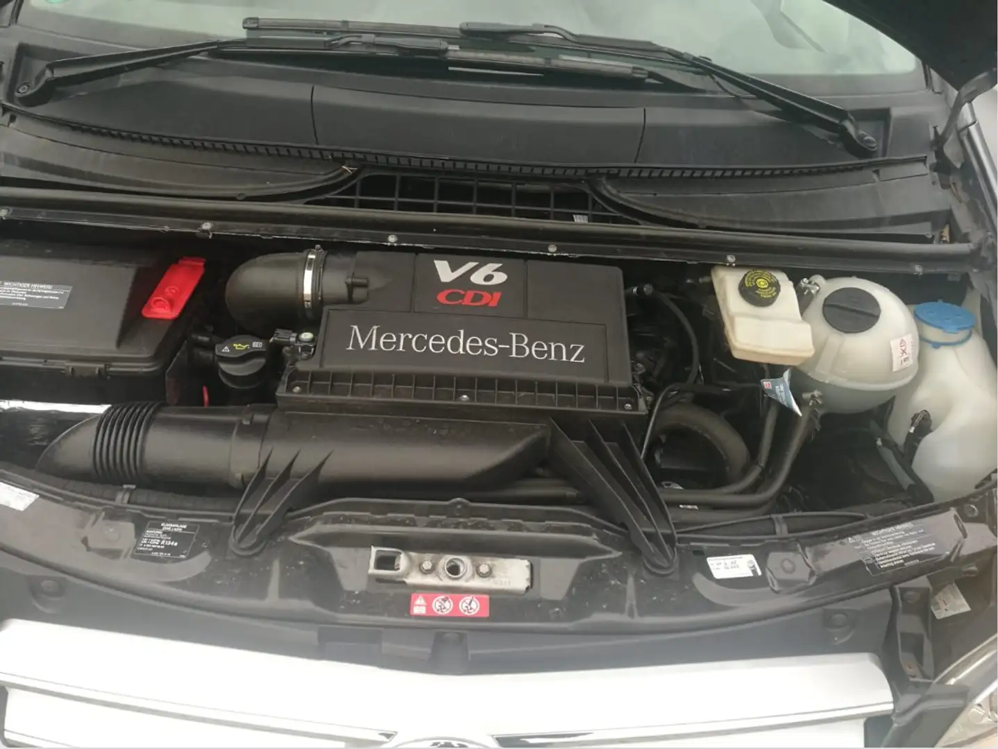 Mercedes-Benz Viano Viano 3.0CDI Trend Compacto Aut. Trend Gris - 2