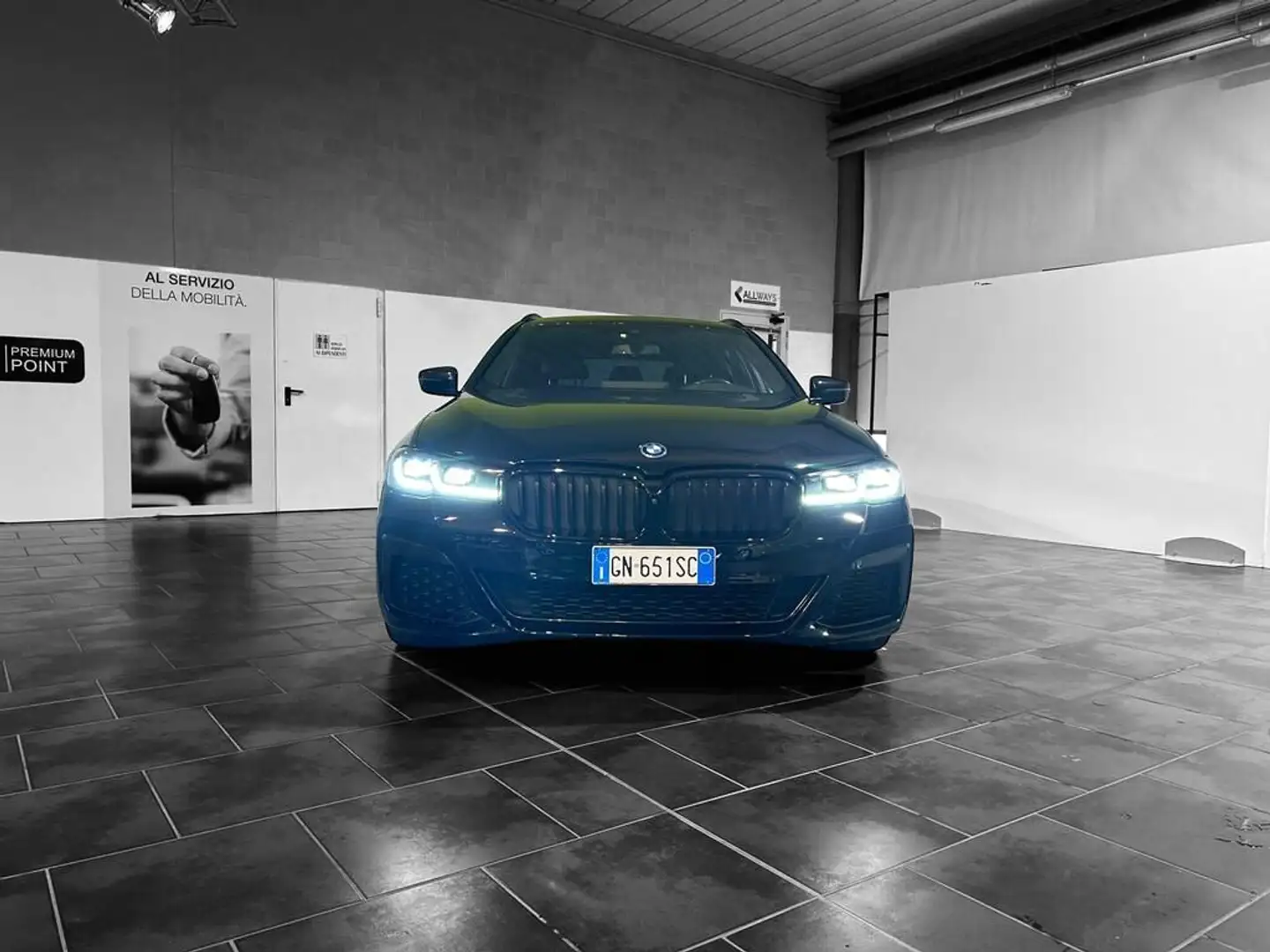 BMW 530 e Touring Msport auto Noir - 2