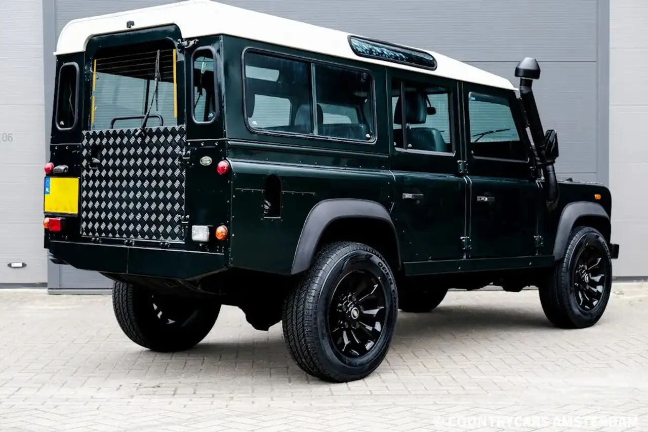 Land Rover Defender 2.5 110 Country, foto 2
