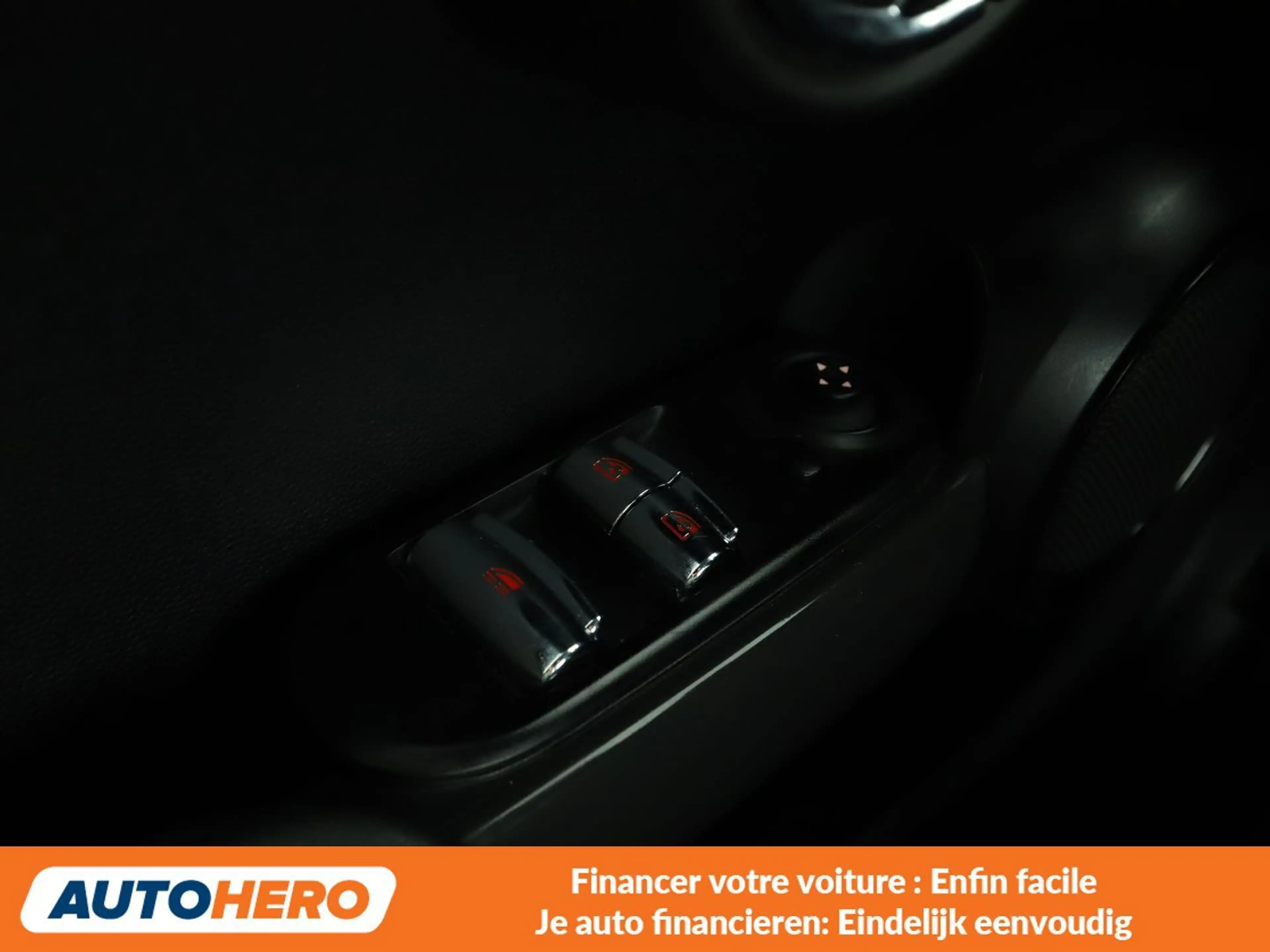 MINI Cooper Cabrio Cooper — photo 11