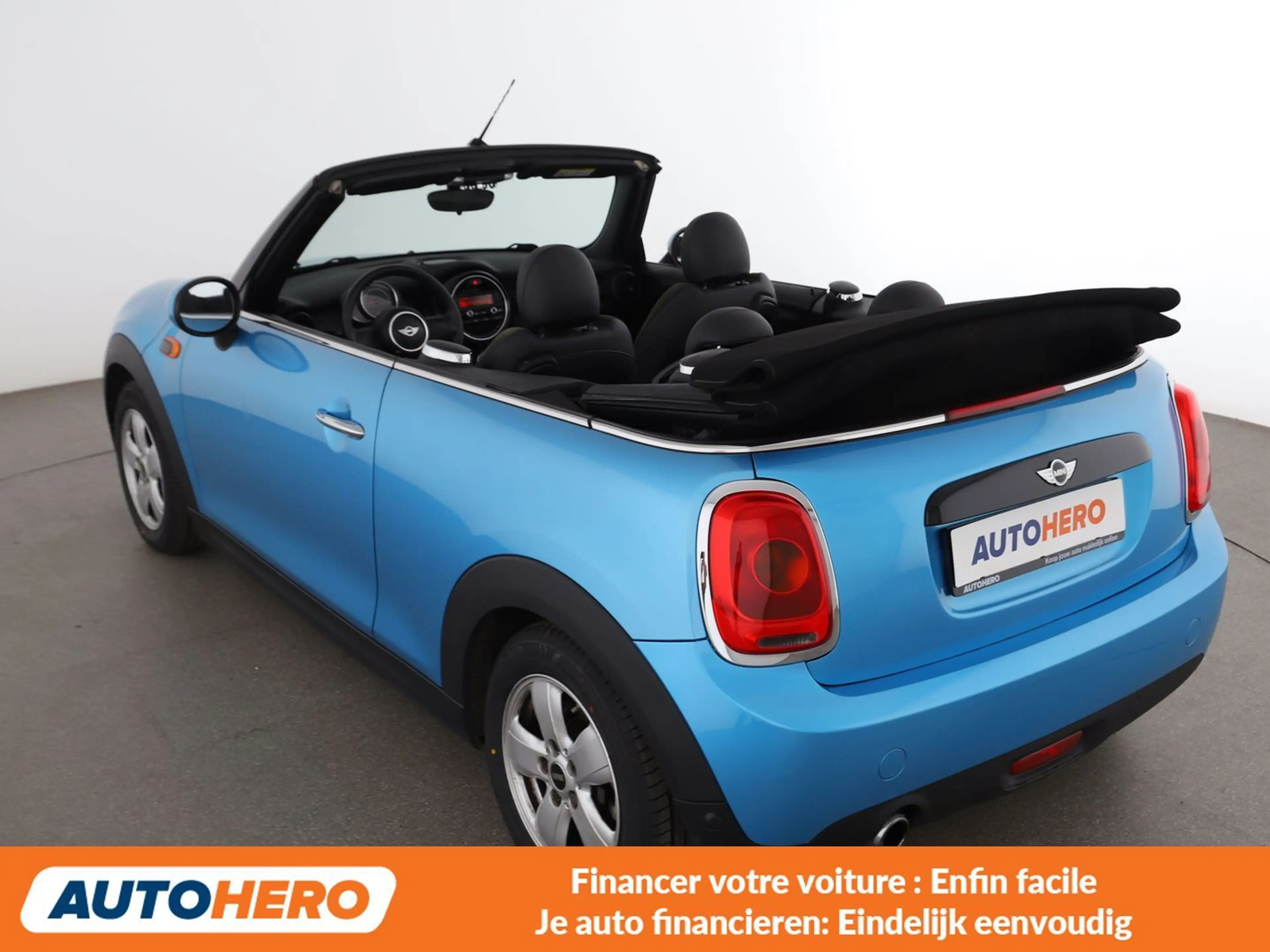 MINI Cooper Cabrio Cooper — photo 12