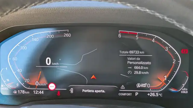 BMW 3 Series view 15