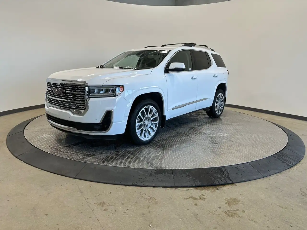 GMC Acadia снимка GMC Acadia