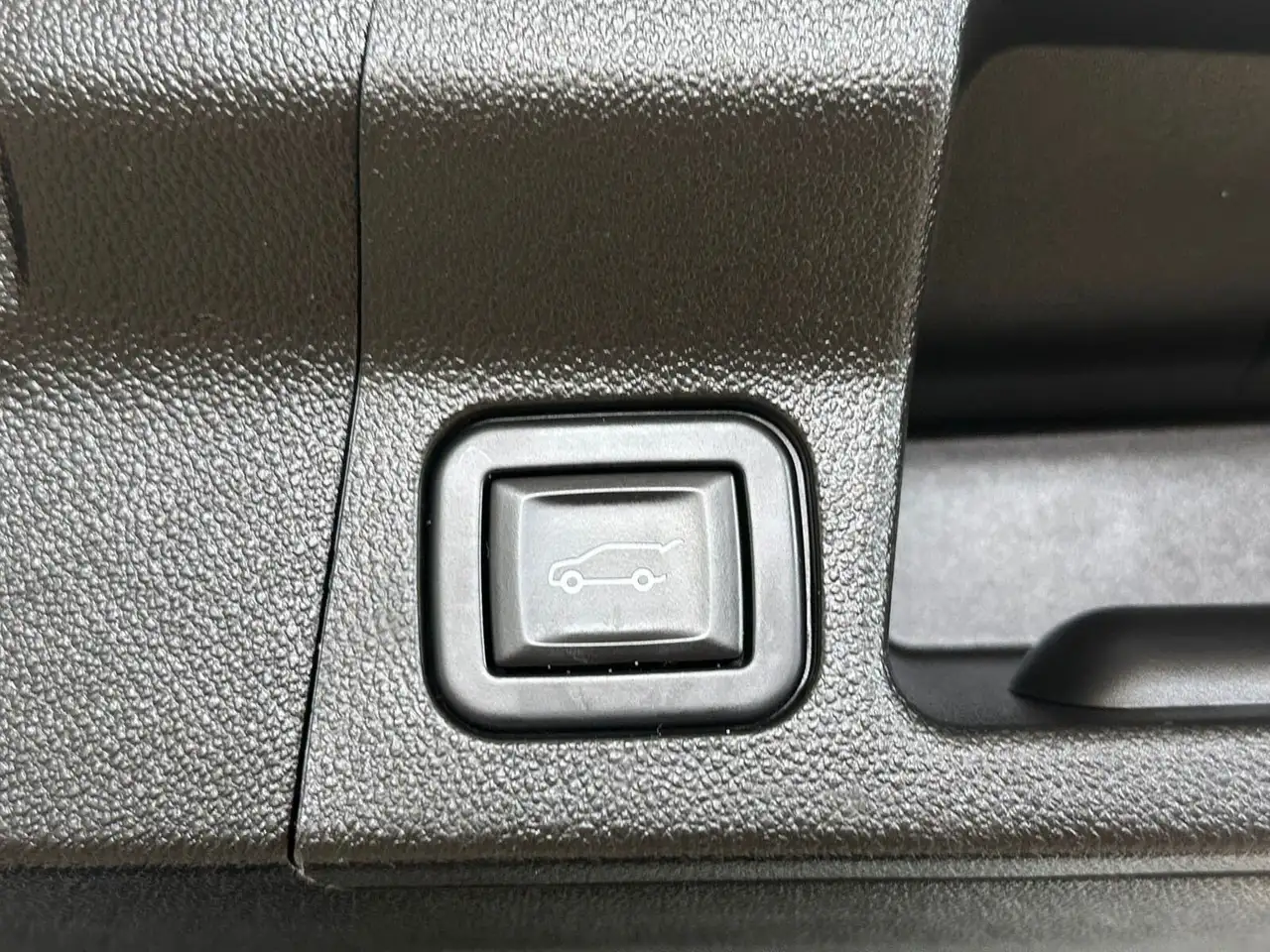 GMC Acadia снимка GMC Acadia