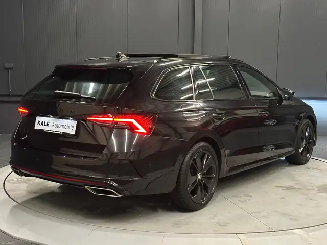 Skoda Octavia view 5