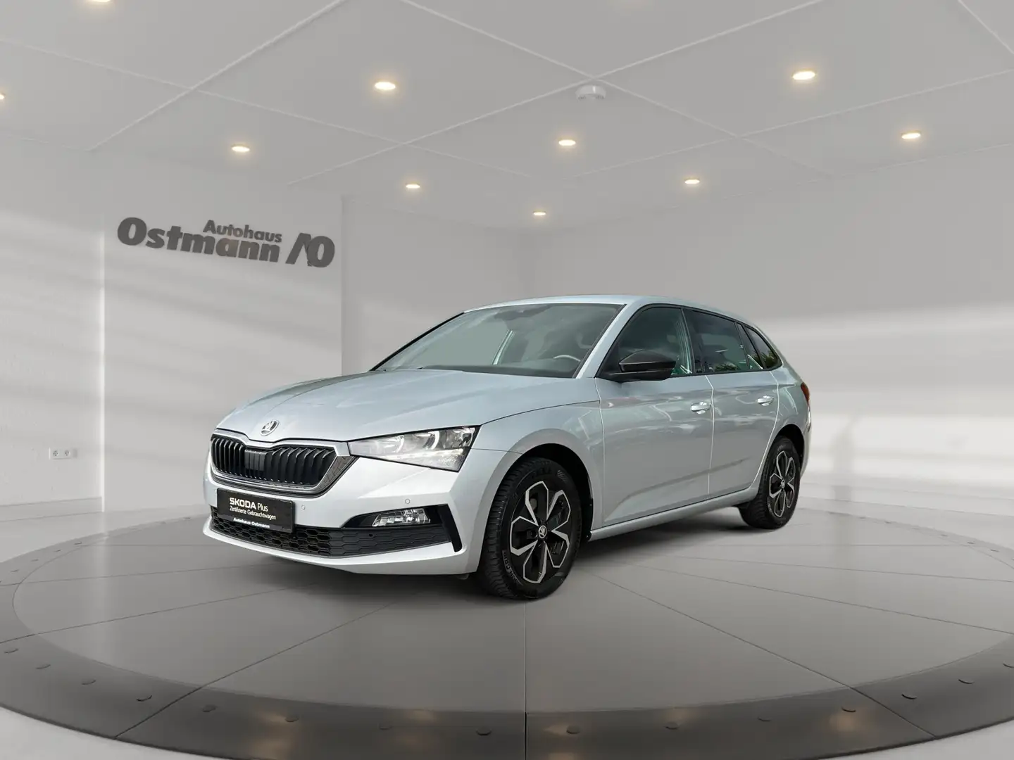 Skoda Scala Ambition 1.6 TDI *LED*PDC VO/HI*SmartLink* Silber - 2