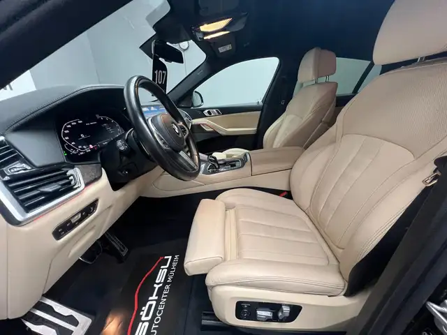 BMW X6 view 9