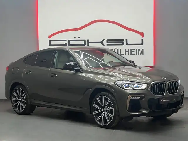 BMW X6 view 4