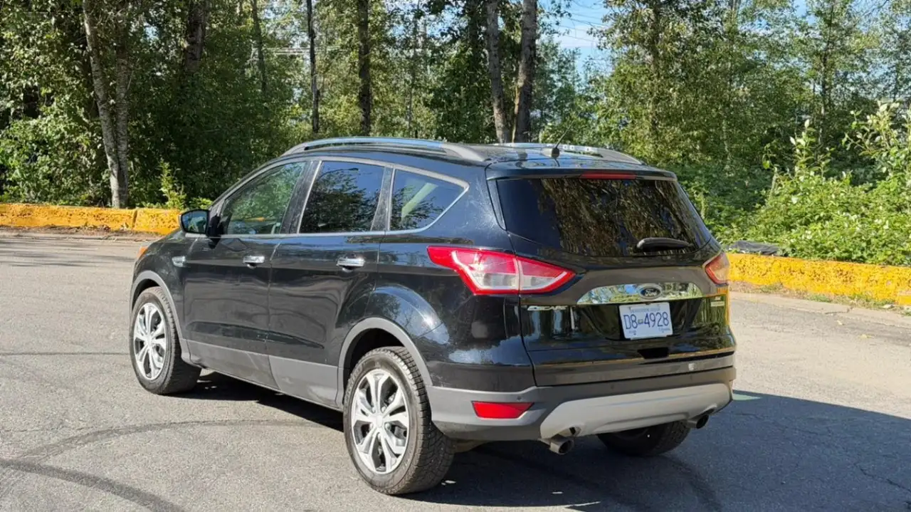 Ford Escape снимка Ford Escape