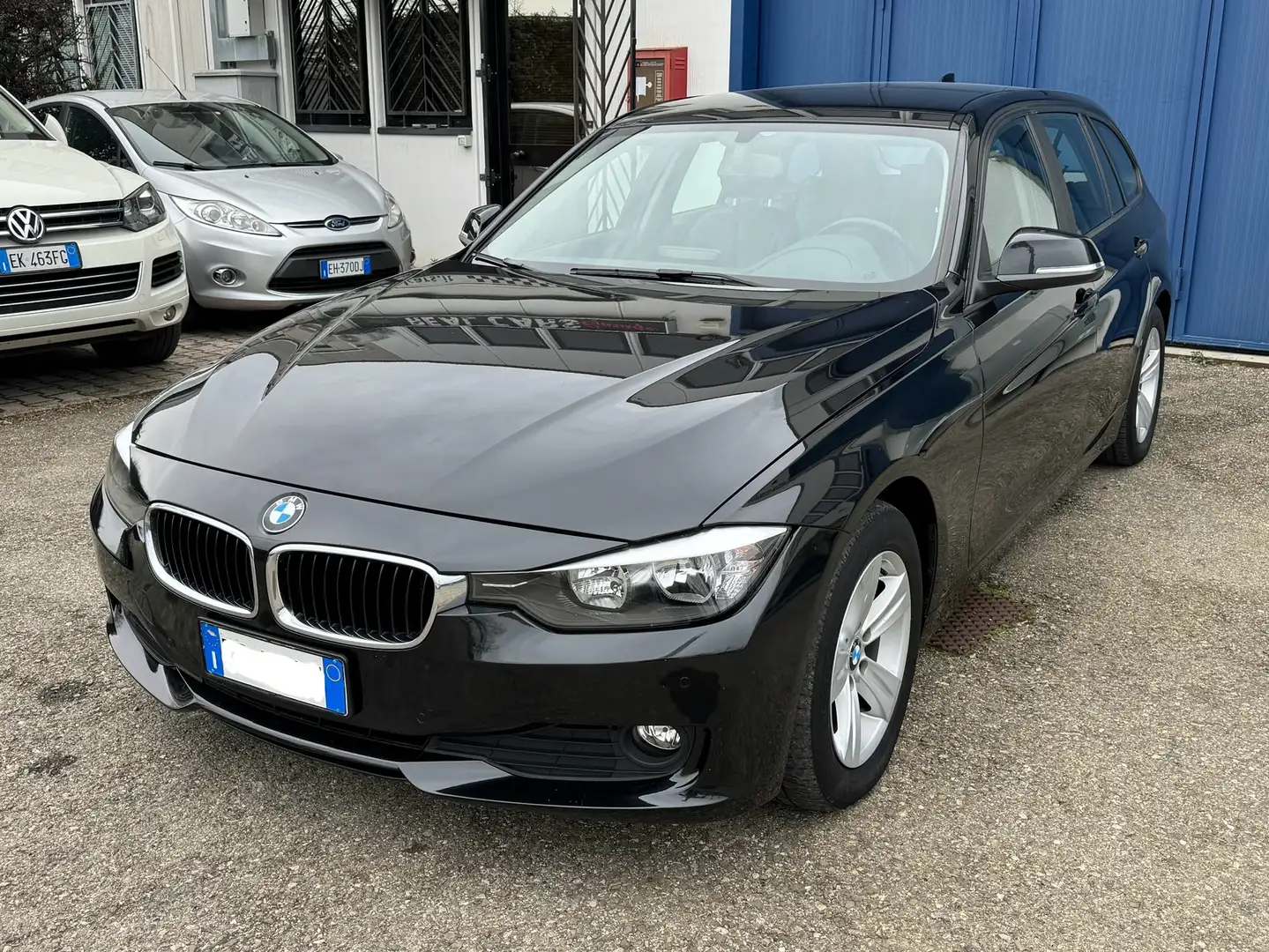 BMW 318 d 318d Touring Sport Zwart - 1