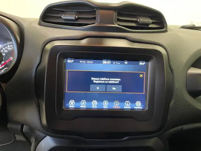 Jeep Renegade view 10