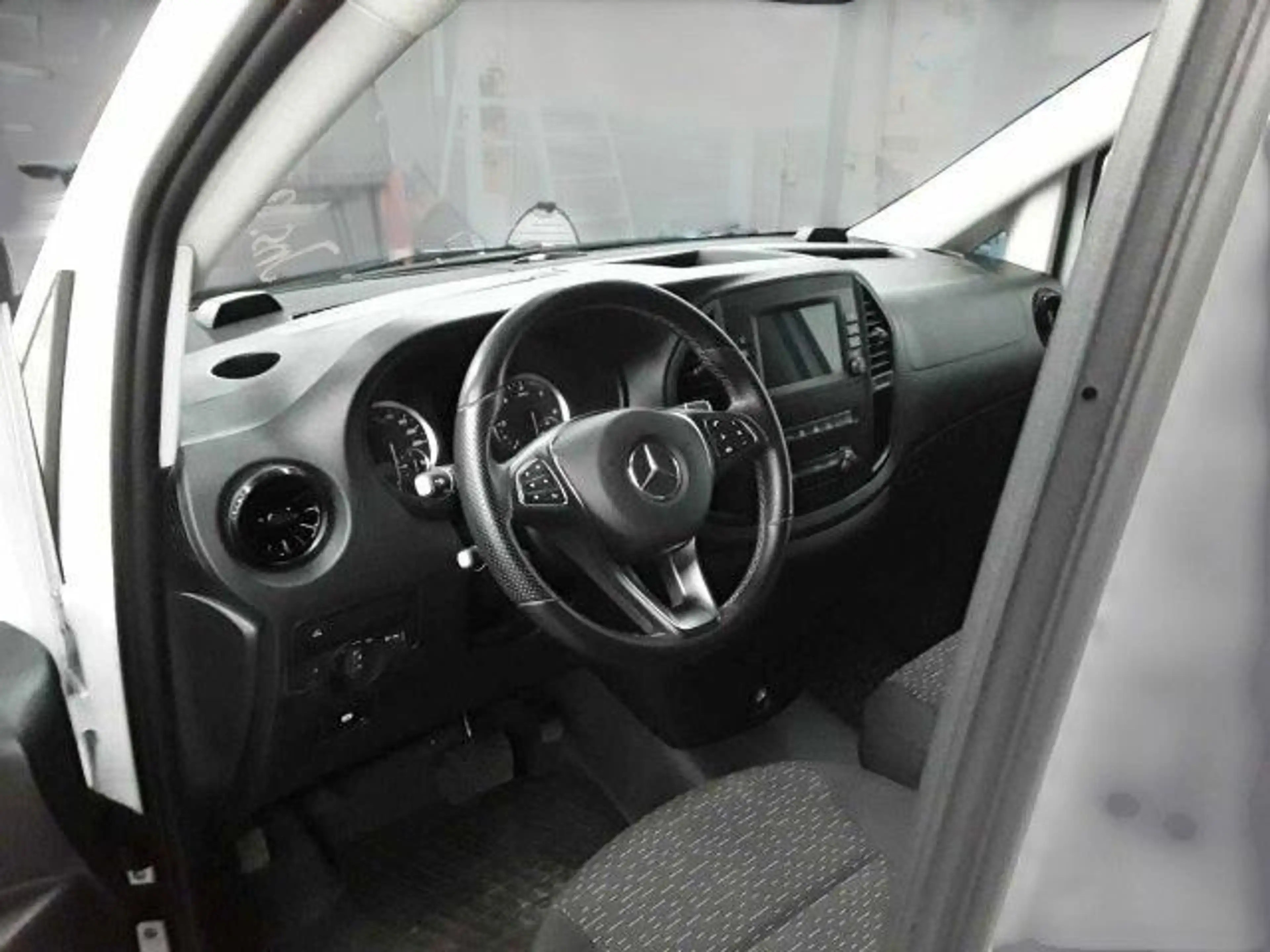Mercedes-Benz Vito Mixto 114 CDI extralang*NAVI*KAMERA*AHK — photo 9