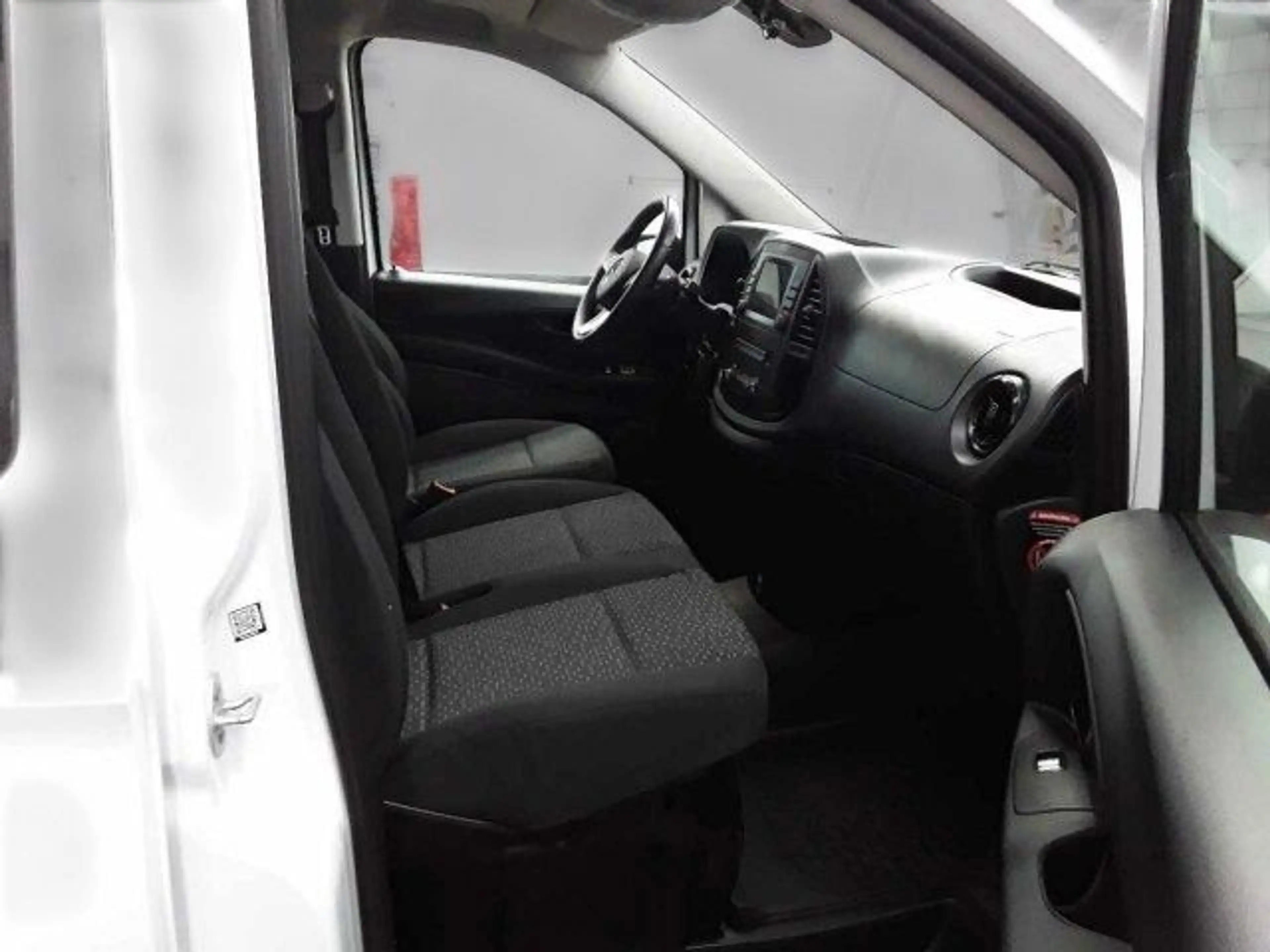 Mercedes-Benz Vito Mixto 114 CDI extralang*NAVI*KAMERA*AHK — photo 6
