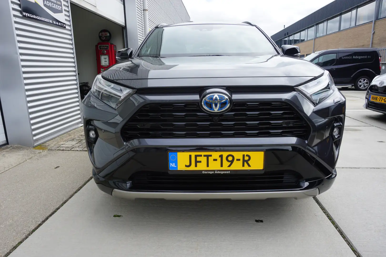 Toyota RAV 4 2.5 Hybrid AWD Style Bi-Tone |Navi|Carplay|PDC V+A Grijs - 2