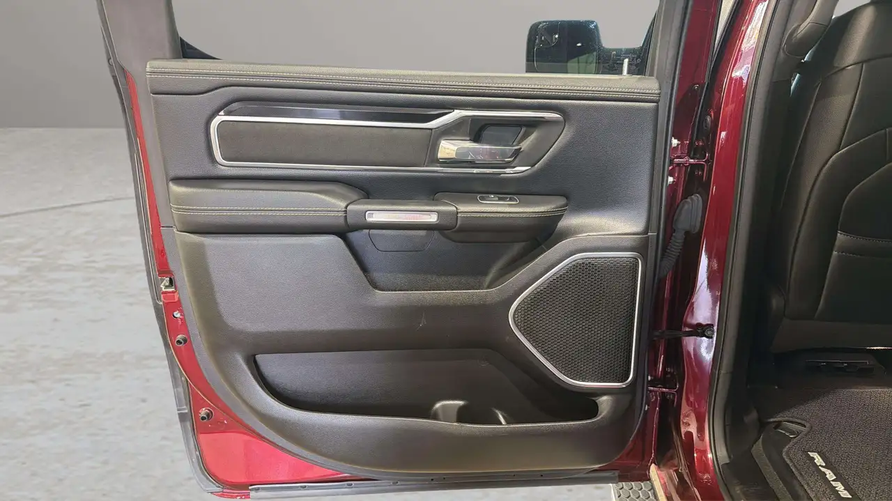 RAM 1500 photo RAM 1500
