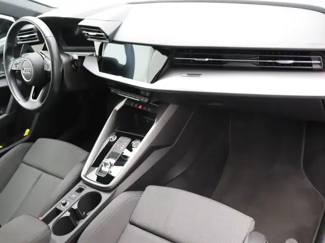 Audi A3 view 8