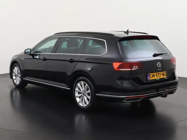 Volkswagen Passat view 6