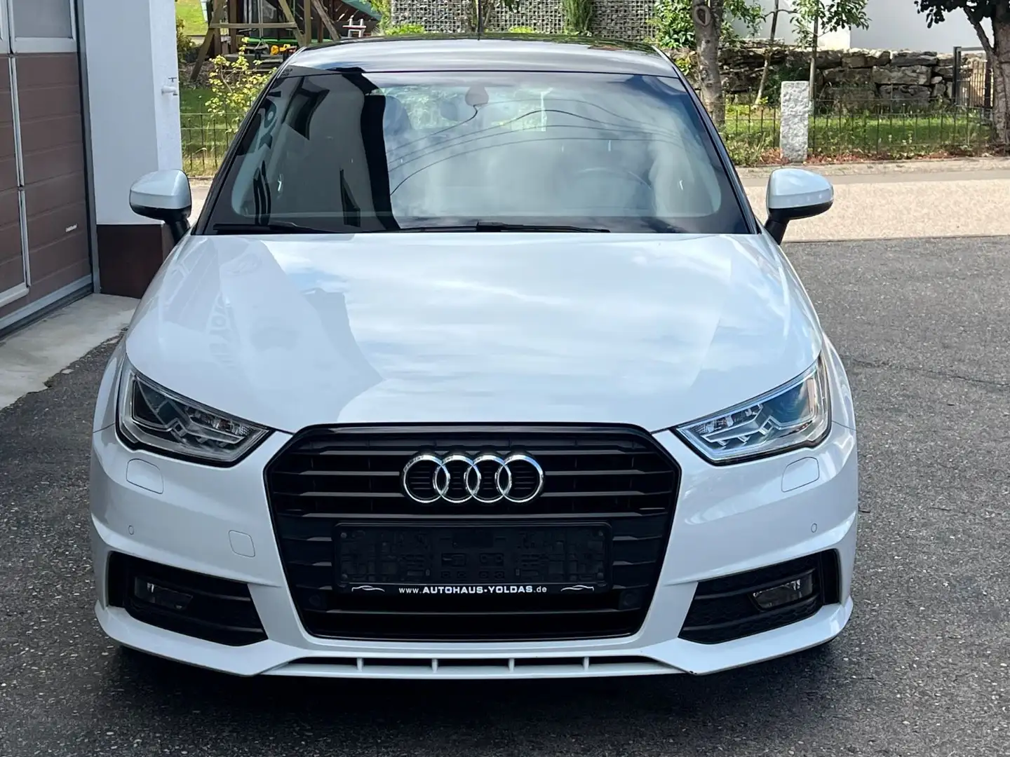 Audi A1 Sportback S-Line*Navi*Xen+*PDC*Sitzhz*S-Sitze Weiß - 2