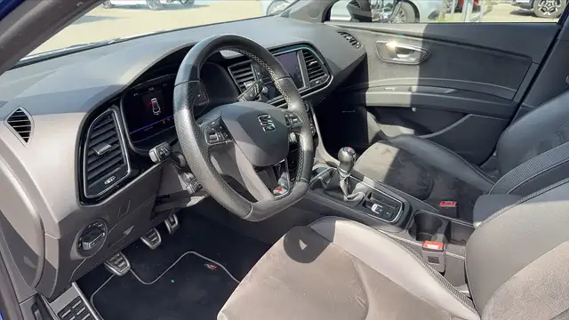 Seat Leon view 8