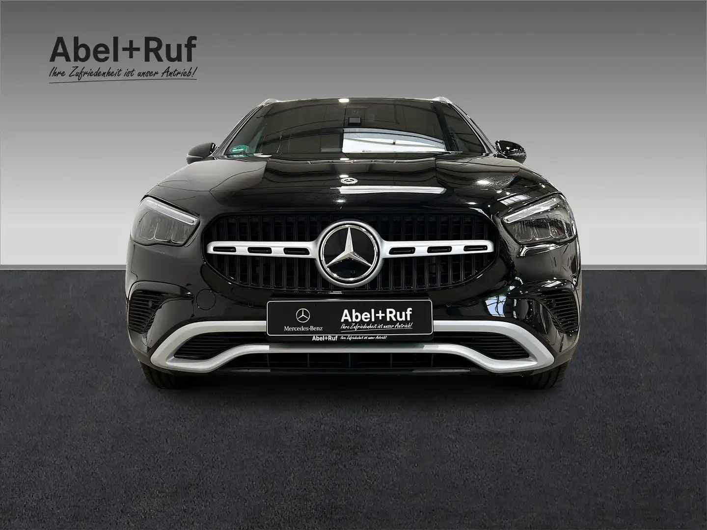Mercedes-Benz GLA 200 MBUX+LED+PARKTRONIC+Kamera+SHz+AHK Чёрный - 2