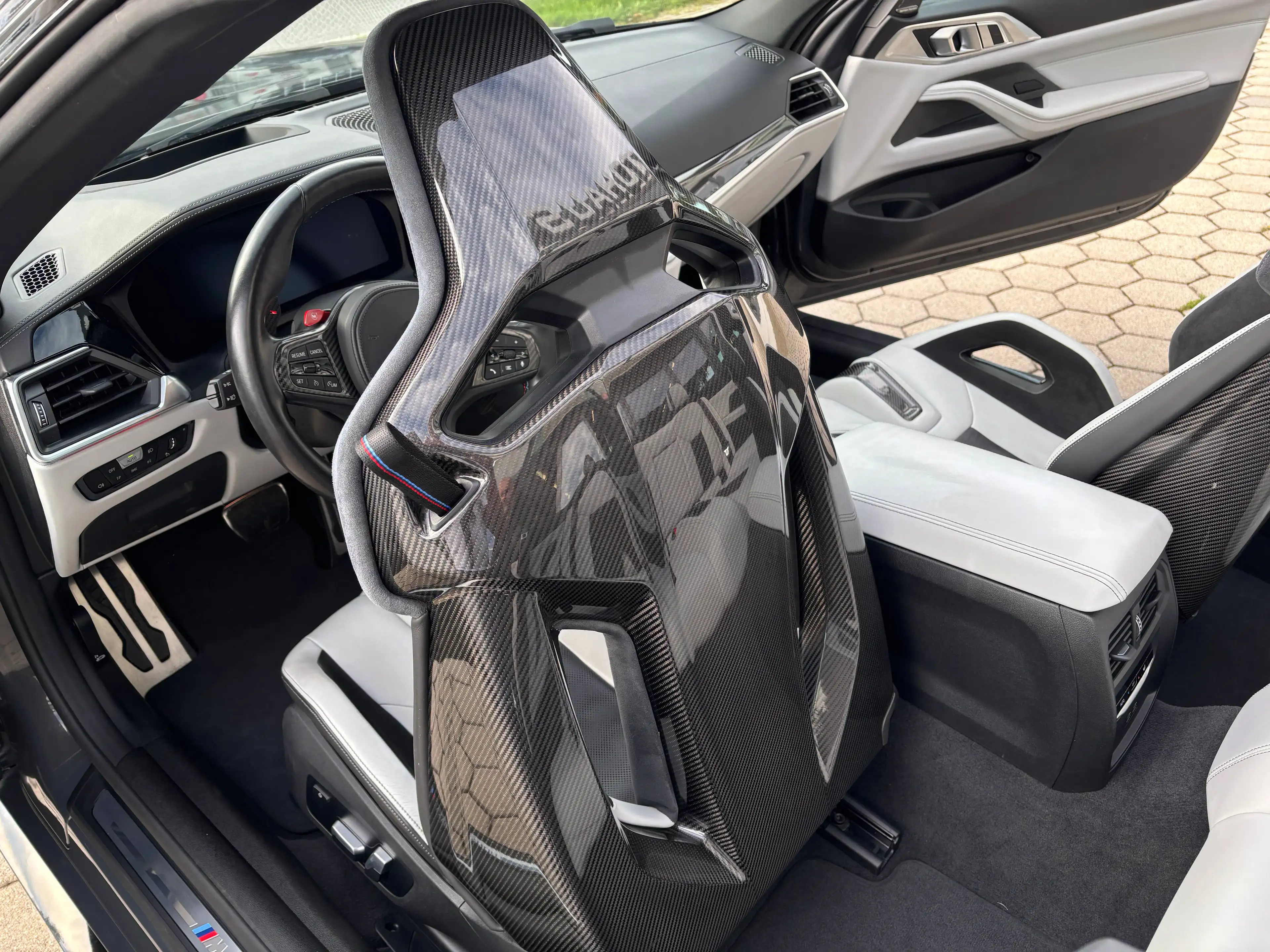 BMW M4 xDrive Competition CARBONSITZE KERAMIKBREMSE DRIVER´S PARK PLUS RACE TRACK — photo 15
