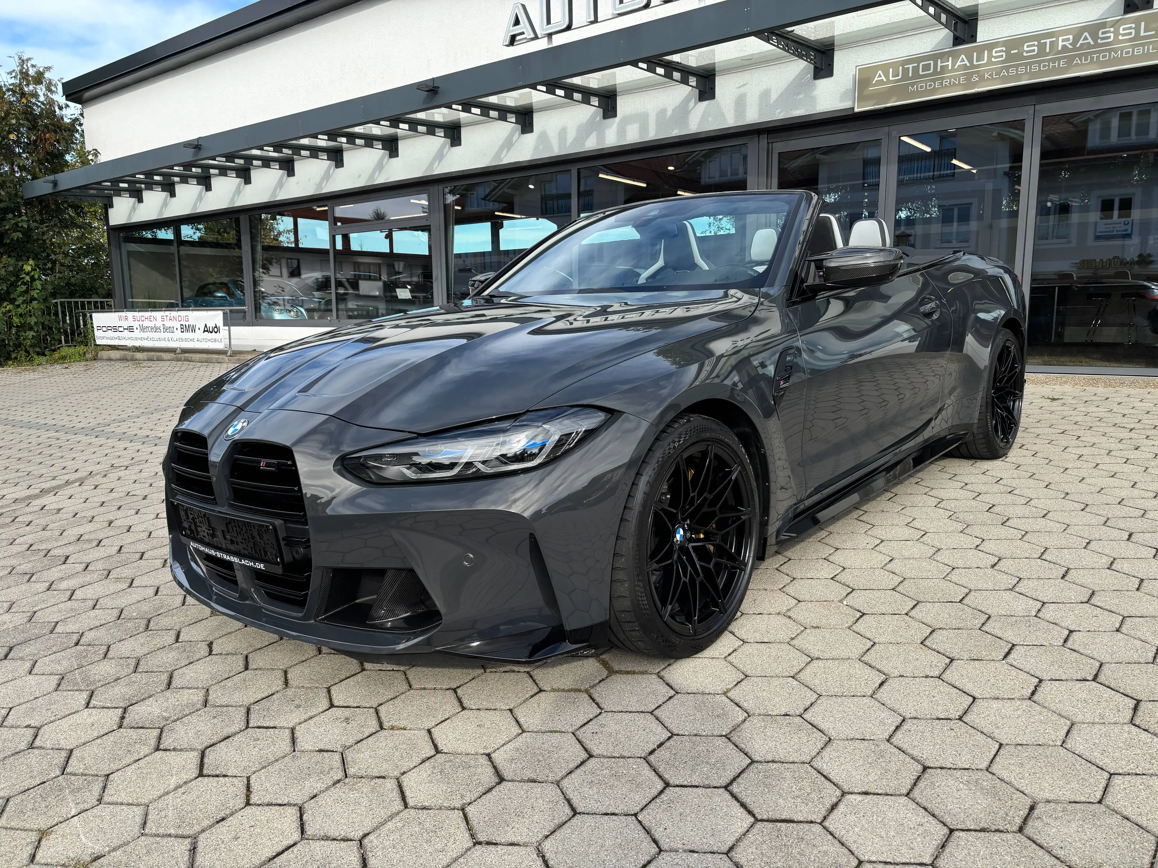BMW M4 xDrive Competition CARBONSITZE KERAMIKBREMSE DRIVER´S PARK PLUS RACE TRACK