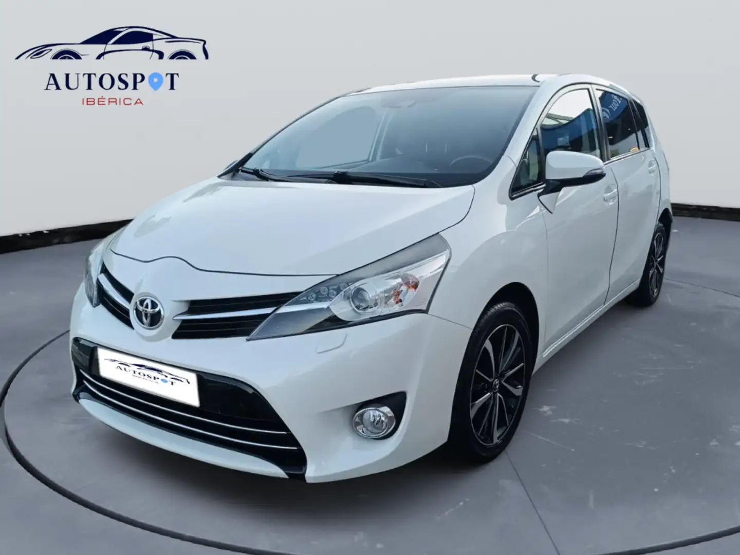 Toyota Verso 130 Advance 7pl. Blanc - 1