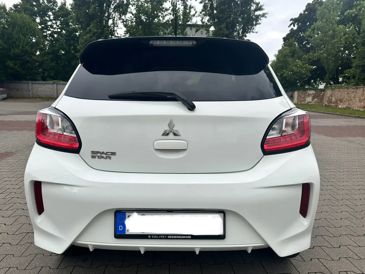 Mitsubishi Space Star Spirit+ Black/Automatik/Navi - 1
