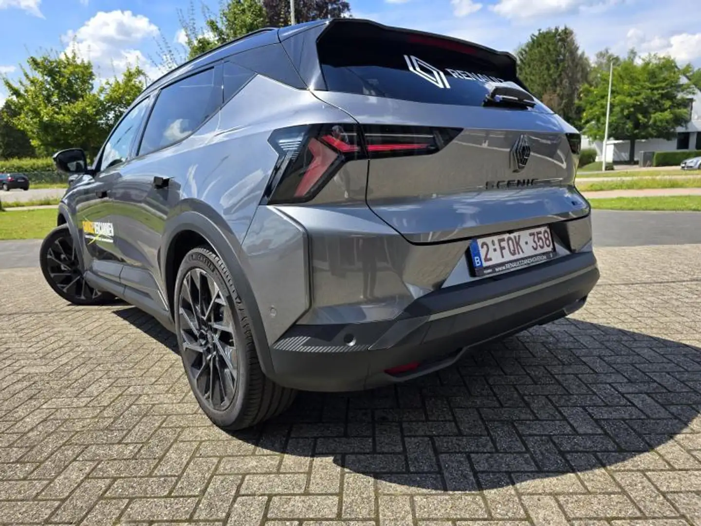 Renault Scenic E-Tech Alpine Grijs - 2