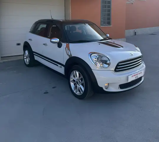 MINI Countryman S All4 2.0D Business Automatica